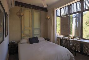 Al Wadi Hotel