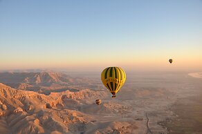 Al Wadi Hotel