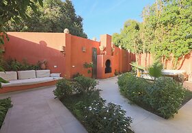 Al Wadi Hotel