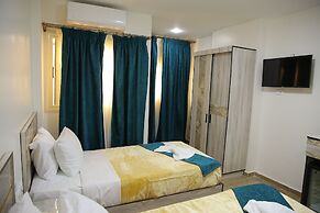 Royal Cairo Hotel