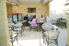 Royal Cairo Hotel