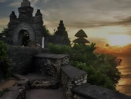 Mahameru Uluwatu