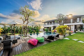 Mahameru Uluwatu