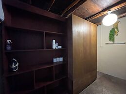 Treehouse Loft in Prime Location