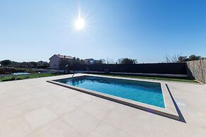 Luxury Villa Podversie with pool