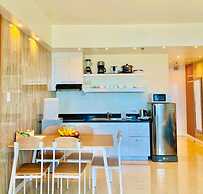 La Mirada Deluxe Suites with Oceanview