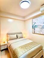 La Mirada Deluxe Suites with Oceanview