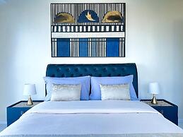 La Mirada Deluxe Suites with Oceanview