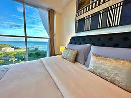 La Mirada Deluxe Suites with Oceanview