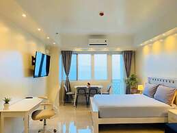 La Mirada Deluxe Suites with Oceanview