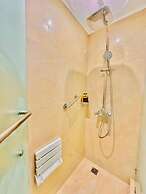 La Mirada Deluxe Suites with Oceanview