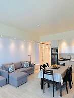 La Mirada Deluxe Suites with Oceanview