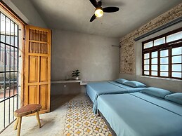 Casa con Piscina Nido Rosa
