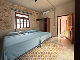 Casa con Piscina Nido Rosa