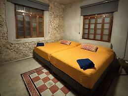Casa con Piscina Nido Rosa