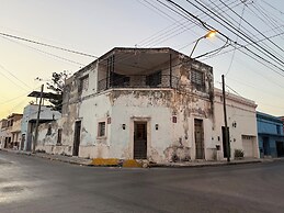 Casa con Piscina Nido Rosa