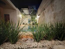 Casa con Piscina Nido Rosa