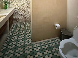 Casa con Piscina Nido Rosa