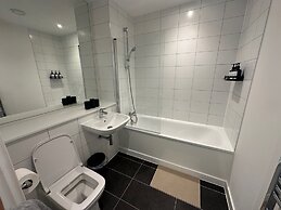 2 Bedroom Apartment - Sleeps 6