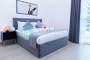 Bloomfields Elegant 1BR in Waters Edge