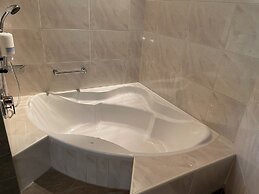 Chalet Leutasch With Ski Trail & Mountain Views