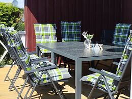 Holiday Home With 2 Bedrooms