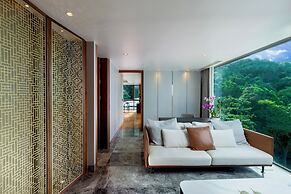 The Aquila Villa