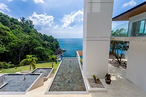 The Aquila Villa