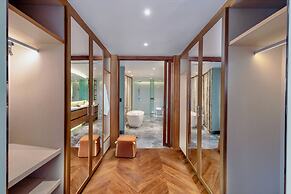 The Aquila Villa
