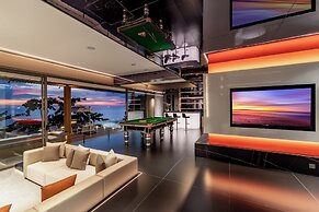 The Aquila Villa
