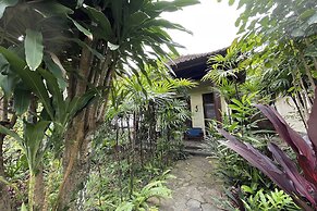 Raja'S Bungalows