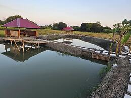 Tres Marias Farmhouse with Pool