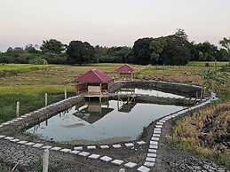 Tres Marias Farmhouse with Pool