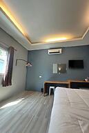 Golden Palm Resort