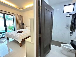 Golden Palm Resort