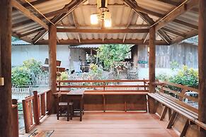 Mae Mae Home
