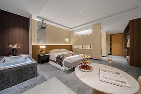 Chongqing Sujiang Yunduan Riverview