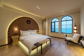 Qingdao Innland sea-view designer