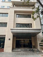 Skyline Tower - Service Apartments