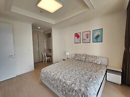 Starlake DAEWOO Apartments by Emily