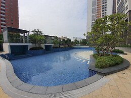 Starlake DAEWOO Apartments by Emily