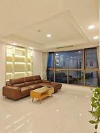 Starlake DAEWOO Apartments by Emily