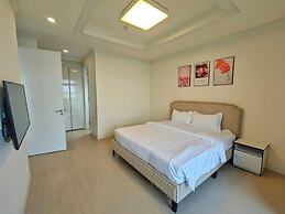 Starlake DAEWOO Apartments by Emily