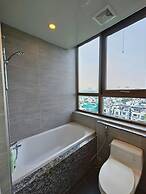 Starlake DAEWOO Apartments by Emily