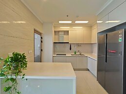 Starlake DAEWOO Apartments by Emily