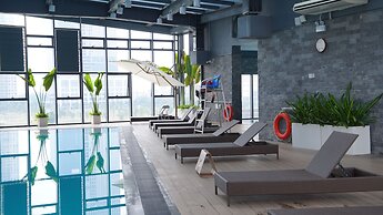 The Matrix One - Luxury free Gym & Pool