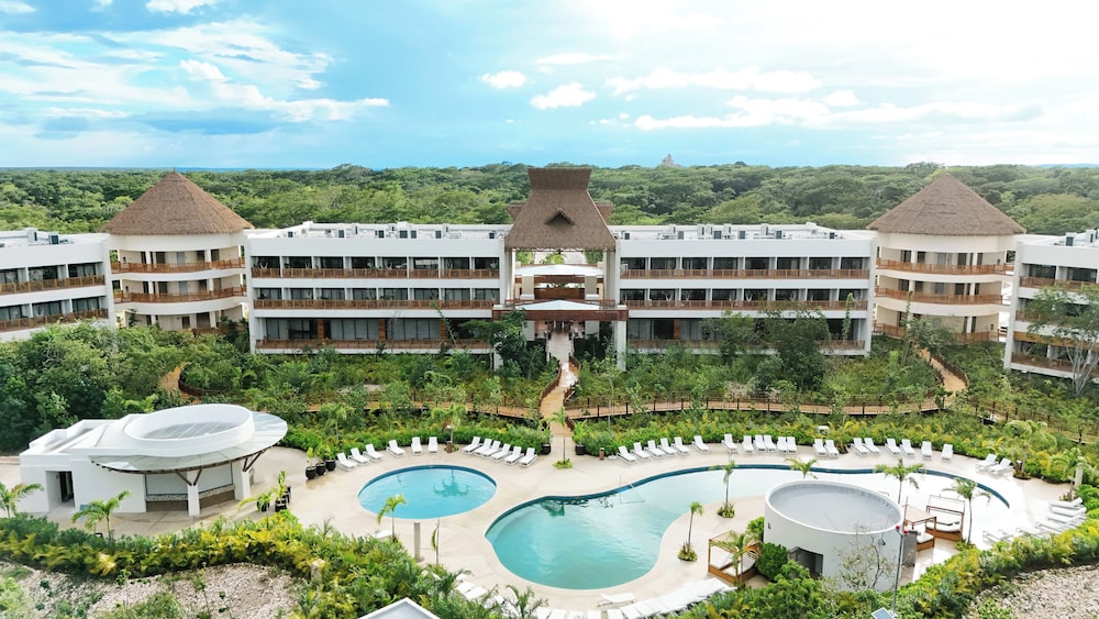 Hotel Mundo Maya Edzná