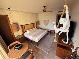 Hotel Mundo Maya Edzná
