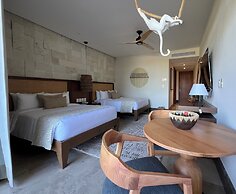 Hotel Mundo Maya Edzná