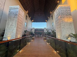 Hotel Mundo Maya Edzná